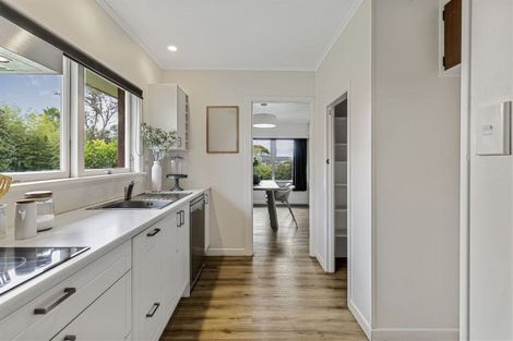 Photo of property in 27 Gills Road, Bucklands Beach, Auckland, 2014