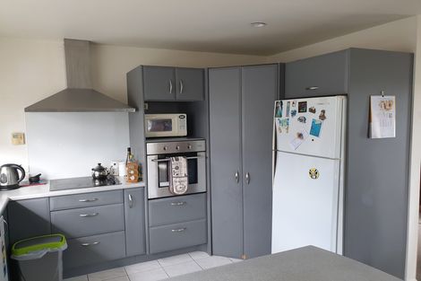 Photo of property in 12 Black Teal Close, Unsworth Heights, Auckland, 0632