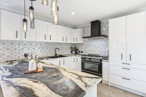 Photo of property in 19 Vancouver Crescent, Wainoni, Christchurch, 8061