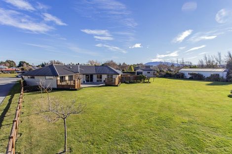 Photo of property in 5 Haydon Place, Amberley, 7410