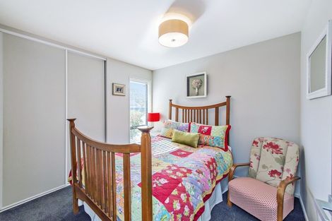 Photo of property in 17 Old Red Barn Road, Halswell, Christchurch, 8025