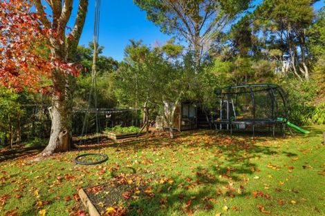 Photo of property in 19 Te Araroa Drive, Paremoremo, Auckland, 0632