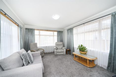 Photo of property in 7 Grey Street, Marton, 4710