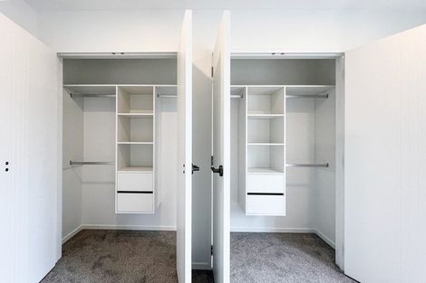 Photo of property in 1/5 Peverill Crescent, Papatoetoe, Auckland, 2025