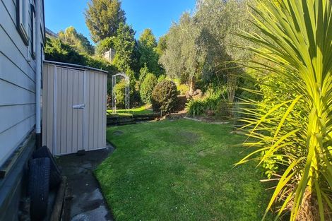Photo of property in 11 Shortland Place, Havelock North, 4130