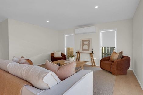 Photo of property in 19a Silverwood Lane, Leamington, Cambridge, 3495
