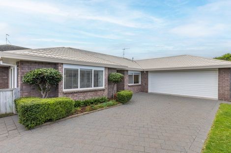 Photo of property in 100 Michael Road, Paraparaumu Beach, Paraparaumu, 5032