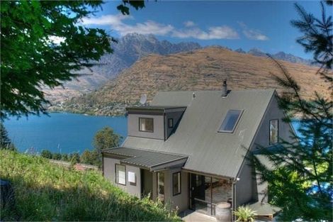 Photo of property in 18 Woodbury Rise, Queenstown, 9300