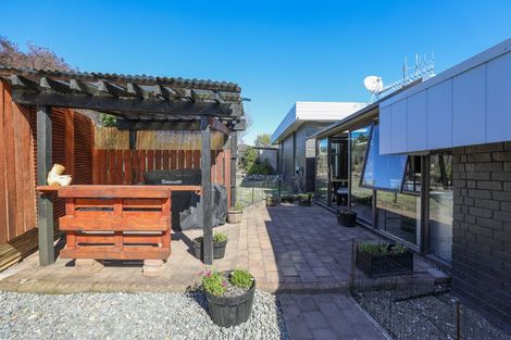 Photo of property in 30 Frederick Street, Two Mile Bay, Taupo, 3330