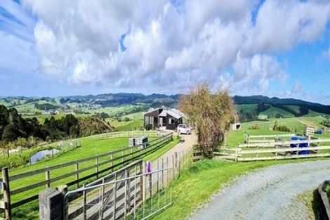 Photo of property in 323 Brooks Road, Waipu, 0582