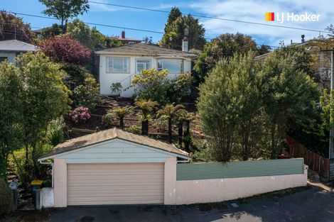 Photo of property in 112 Oakwood Avenue, Balaclava, Dunedin, 9011