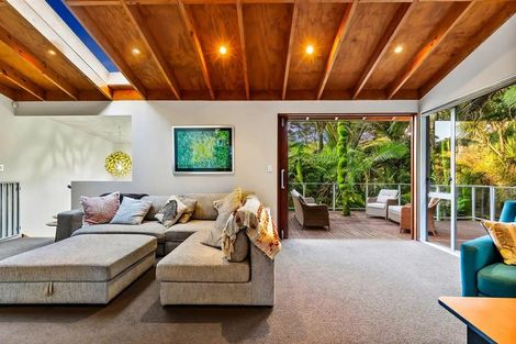 Photo of property in 184 Huia Road, Titirangi, Auckland, 0604