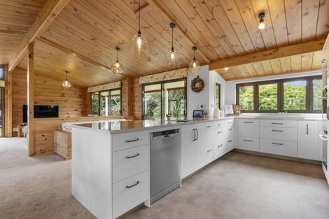 Photo of property in 37 Flint Road West, Stratford, 4332