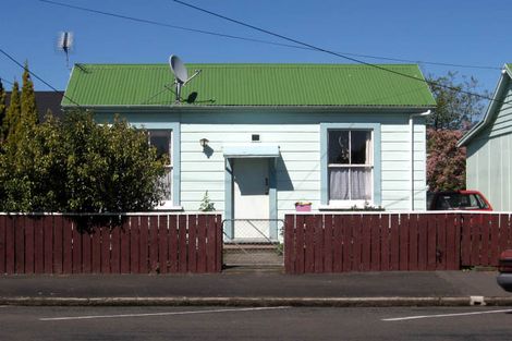 Photo of property in 341 Wicksteed Street, Whanganui, 4500