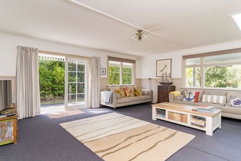 Photo of property in 33 Mihiwaka Road, Long Beach, Port Chalmers, 9081