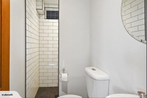 Photo of property in 7 Ticehurst Road, Lyttelton, 8082