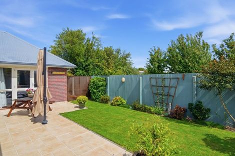 Photo of property in 2/40 Hare Street, Ilam, Christchurch, 8041