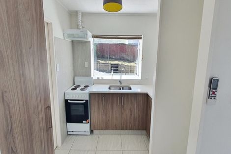 Photo of property in 11 Kearney Place, Massey, Auckland, 0614