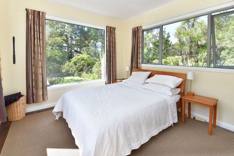 Photo of property in 130 Shanks Road, Helensville, 0875