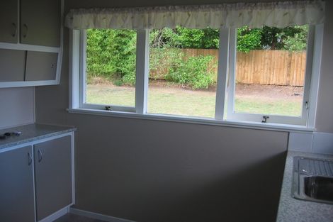 Photo of property in 2/69 Chartwell Avenue, Glenfield, Auckland, 0629