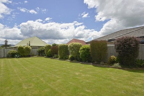 Photo of property in 19 Feist Street, Carterton, 5713