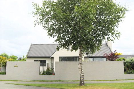 Photo of property in 47 Chateau Drive, Burnside, Christchurch, 8053