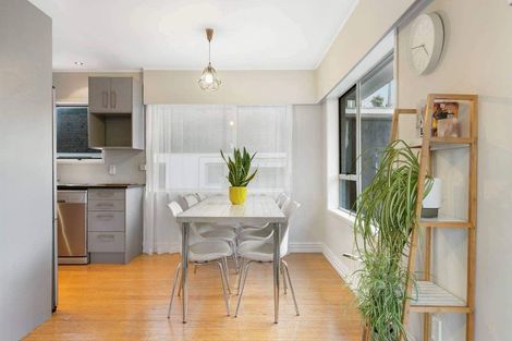 Photo of property in 1/425 Don Buck Road, Massey, Auckland, 0614