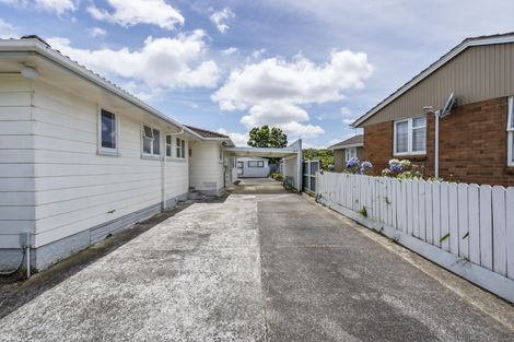 Photo of property in 41 Chingford Close, Mangere, Auckland, 2022
