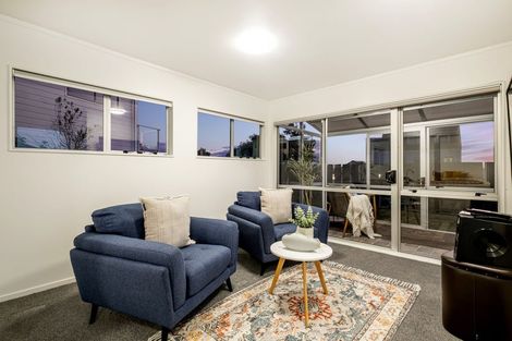 Photo of property in 6 Tregear Place, Camborne, Porirua, 5026