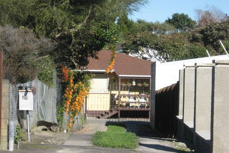 Photo of property in 23 Burndale Terrace, Manurewa, Auckland, 2102