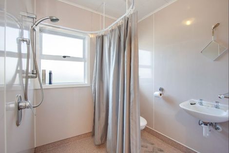 Photo of property in 39 Hillary Crescent, Maraenui, Napier, 4110