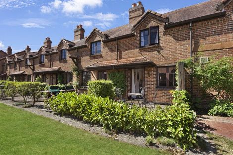 Photo of property in Village Green Cottages, 9/10 Quiet Woman Way, Monaco, Nelson, 7011