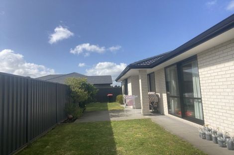 Photo of property in 15 Taffe Crescent, Pyes Pa, Tauranga, 3112