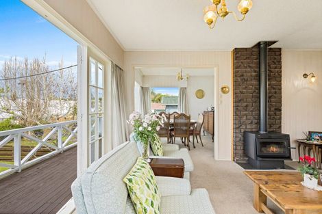 Photo of property in 51 Gordon Avenue, Forrest Hill, Auckland, 0620