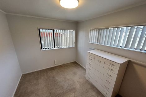 Photo of property in 58 Carnoustie Drive, Wattle Downs, Auckland, 2103
