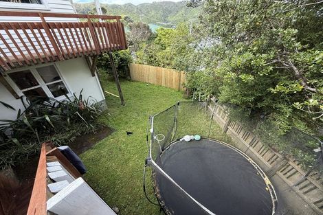 Photo of property in 3 Huntleigh Park Way, Ngaio, Wellington, 6035
