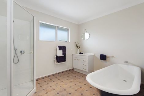 Photo of property in 8c Bank Street, Amberley, 7410