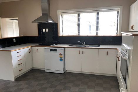 Photo of property in 13 Riverside Drive, Waiwhetu, Lower Hutt, 5010