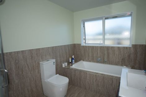 Photo of property in 112 Caulfield Avenue, Halswell, Christchurch, 8025