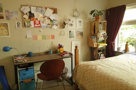 Photo of property in 94 Holloway Road, Aro Valley, Wellington, 6021