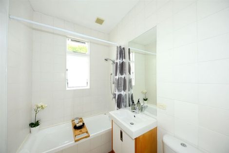 Photo of property in 11 Stenness Avenue, Somerfield, Christchurch, 8024