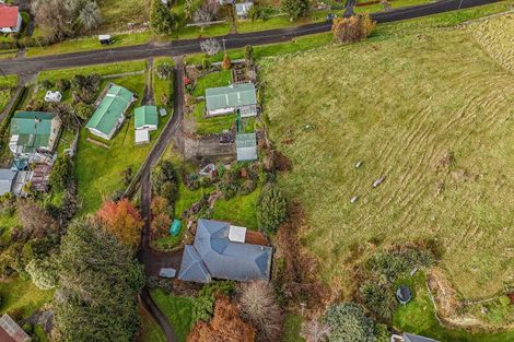 Photo of property in 26 Hukaroa Road, Raetihi, 4632