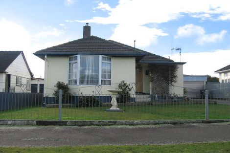 Photo of property in 69 Clyde Crescent, Roslyn, Palmerston North, 4414