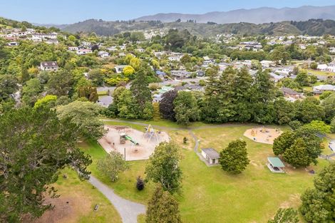 Photo of property in 2/60 Akatarawa Road, Brown Owl, Upper Hutt, 5018