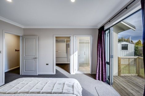 Photo of property in 2 Ranmore Lane, Havelock North, 4130