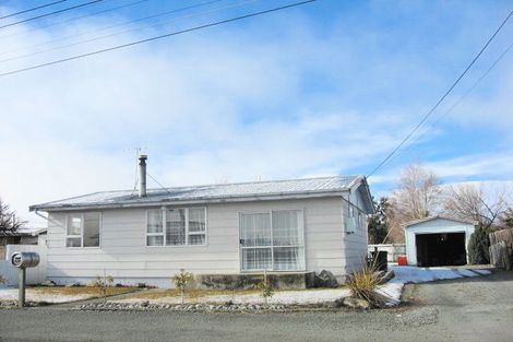 Photo of property in 69 Tekapo Drive, Twizel, 7901