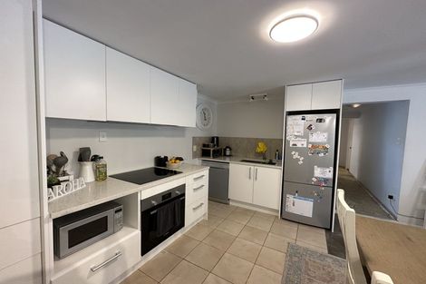 Photo of property in 158 Carlisle Road, Northcross, Auckland, 0632
