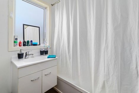 Photo of property in 11 Isobel Street, Fairy Springs, Rotorua, 3015