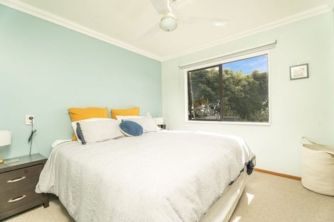Photo of property in 23 Patiki Place, Titahi Bay, Porirua, 5022