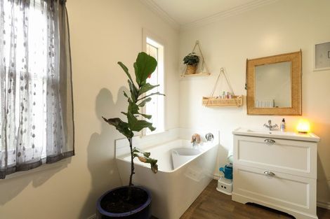 Photo of property in 165 Crinan Street, Appleby, Invercargill, 9812